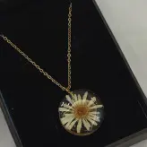 گردنبند بابونه رزینی سبک و زیبا دخترانه و زنانه