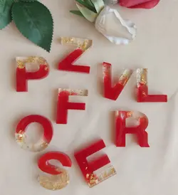 جا کلیدی رزینی قرمز