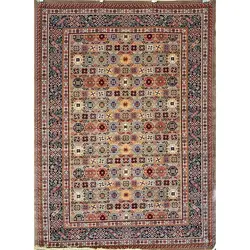 فرش گبه 700 شانه کد 108 زمینه بژ (غیربرجسته)
