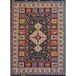 فرش گبه 700 شانه کد 102 زمینه سورمه ای (غیربرجسته)