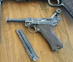 مدل سه بعدی تفنگ STL) LUGER)