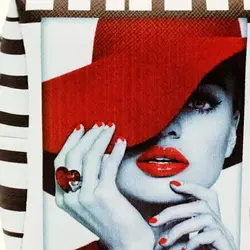 کیف پد بهداشتی وخرده ریزوشارژر