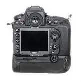 گریپ اصلی باتری دوربین نیکون مدل MB-D12 اصلی