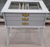 سرویس قاشق چنگال یونیک ۳۰نفره طرح ناخنی همرا با کنسول