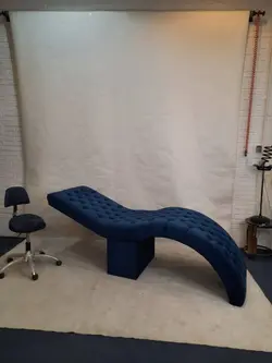 تخت هلالی مژه