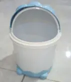 سطل اشغال پلاستیکی