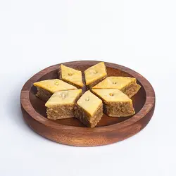 باقلوا خانگی گردویی بسته نیم کیلویی