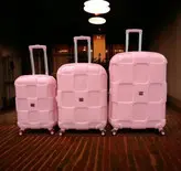 چمدان صورتی برند ترکیه