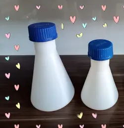 ارلن پلاستیکی (پلی اتیلنی) 250 سی سی درب آبی