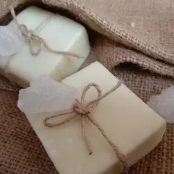 صابون زاج سفید(ضد تعریق و سفید کننده پوست)