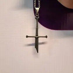 گردنبند شمشیر نارسیل از ارباب حلقه ها Lord Of Rings