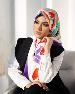 روسری ابریشم مجلسی در 7 رنگ سایز 130 کد 146خخخخرخ