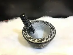 هاون سنگی بزرگ قلم زنی شده طرح آفتابگردان