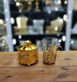 ست قندان و لیوان چای خوری پایه دار طلایی کد1810_1811