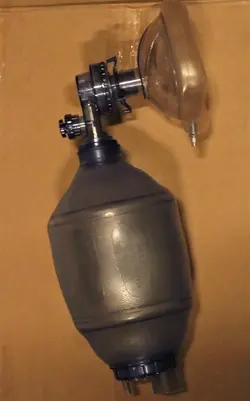 آمبوبگ تنفسی مخصوص بزرگسالان