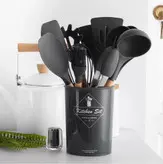 سرویس کفگیر و ملاقه سیلیکونی 12 پارچه دسته چوبی