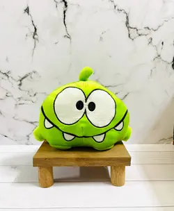 عروسک اوم نوم