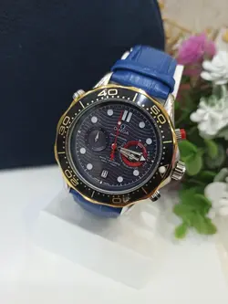 ساعت مچی مردانه سه موتور فعال کرنوگراف بند سورمه ای صفحه مشکی برند اُمگا OMEGA،تکی به قیمت عمده