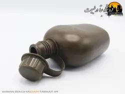 قمقمه نظامی به همراه یقلوی