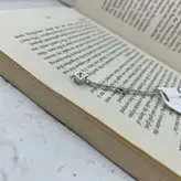 آویز ساعت زنانه وای اس ایکس مدل مکعب کد WA4025