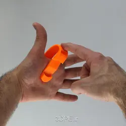 مدل سه بعدی نگهدارنده قاشق چنگال افراد کم توان