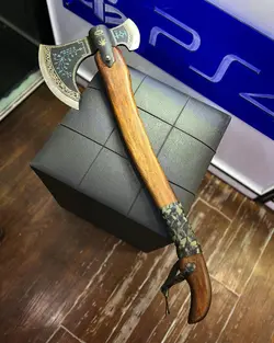 تبر گاد اف وار