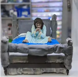 فیگور رگان مک‌نیل، جن‌گیر exorcist