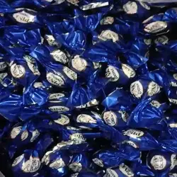 شکلات پذیرایی  PINK Coconut ترافل پینک با مغز خامه نارگیلی