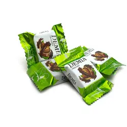 شکلات پذیرایی دِمیا اولدوز Demia Ulduz بامغز فندقی