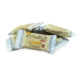 ویفر پذیرایی فله نور‍وز هاسار Nowruz Hasar  با طعم کرم شیری