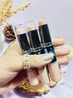 کانسیلر دو سر جامد و مایع پرطرفدار هدی مات می HUDA MATTE ME کد 7812 | پخش عمده - فروشگاه عمده لوازم آرایشی ورانی