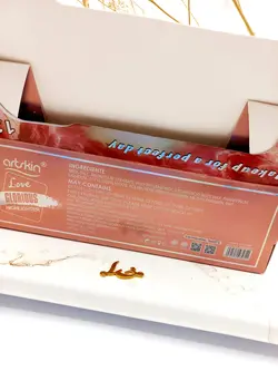 هایلایتر پرطرفدار شش ضلعی آرت اسکین Artskin کد AS976077 - فروشگاه عمده لوازم آرایشی ورانی