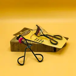 فرمژە شانە دار مشکی