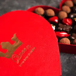 میکس باکس طرح قلب (بن بن دارک و قرمز)