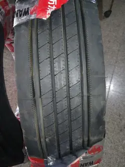 لاستیک 215/75/17.5 ونلی گل جلو SAH01