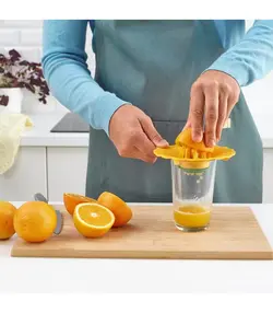 آبمیوه گیر دستی ایکیا مدل UPPFYLLD