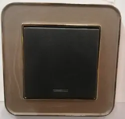 کلید و پریز بژ طلایی میانی زغال سنگی