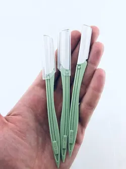 تیغ ابرو یو یو وای پی - شاین اسکین گالری