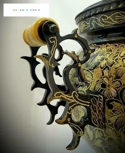 سماور زغالی برنجی مدل توپی دسته توری، ریز قلم بسیار زیبا و ظریف، کیفیت بالا