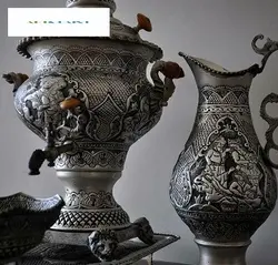 سرویس سماور قلمزنی برنجی 5 لیتری اعلاء، با آبکاری پتینه نقره و امضا دار