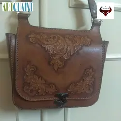 کیف مجلسی زنانه دوخته شده با نخ ایتالیایی و پرداخت شده با موم چرم گاوی کراست