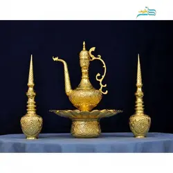 تنگ شاخدار و آفتابه لگن قلم زنی اعلاء امضاء دار پوشش کوره ای با روکش شبه طلا