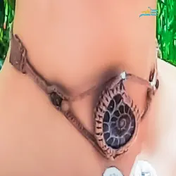 گردنبند چلچله محصولی 2 کاره دست ساز با جنس نخ موم زده و سنگواره ی آمونیت