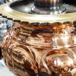سماور ذغالی ۴ لیتر ورق مس و برنج، مس خالص باهنر کرمان لبه ریخته گری برنجی