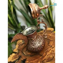 قهوه جوش مسی یا دله مسی با قلمزنی اسلیمی اعلا، ساخته شده با ورق مس ضخیم