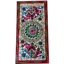 رومیزی مستطیل سوزن دوزی و آینه کاری B-1 با پارچه کتان قابل شستشو دارای حاشیه کیفت بالا و درجه 1