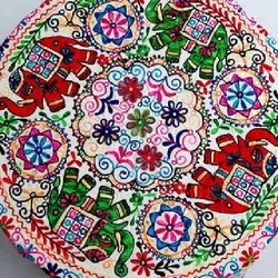 رومیزی گرد سوزن دوزی و آینه کاری B-4 با پارچه کتان و نخ سوزن دوزی شده با کیفیت بالا