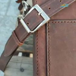 کیف دوشی مردانه دست دوز و دستساز تهیه شده با چرم بی نظیر کریزی هورس