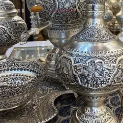 سرویس سماور برنجی 3.5 لیتری قلمزنی گل و مرغ آبکاری نقره و سیاه قلم