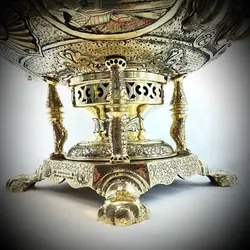 سماور ۸ لیتری مدل عدسی کله شیر خروسی مینیاتوری قلمزنی شده نقش خدایان یونان